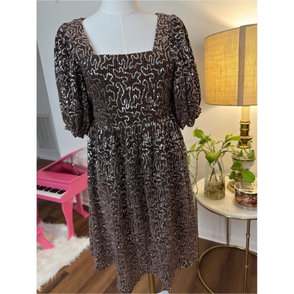 Moon River Brown Sequin Square Neck Puff Sleeve Knee Length Dress Small - Picture 2 of 9